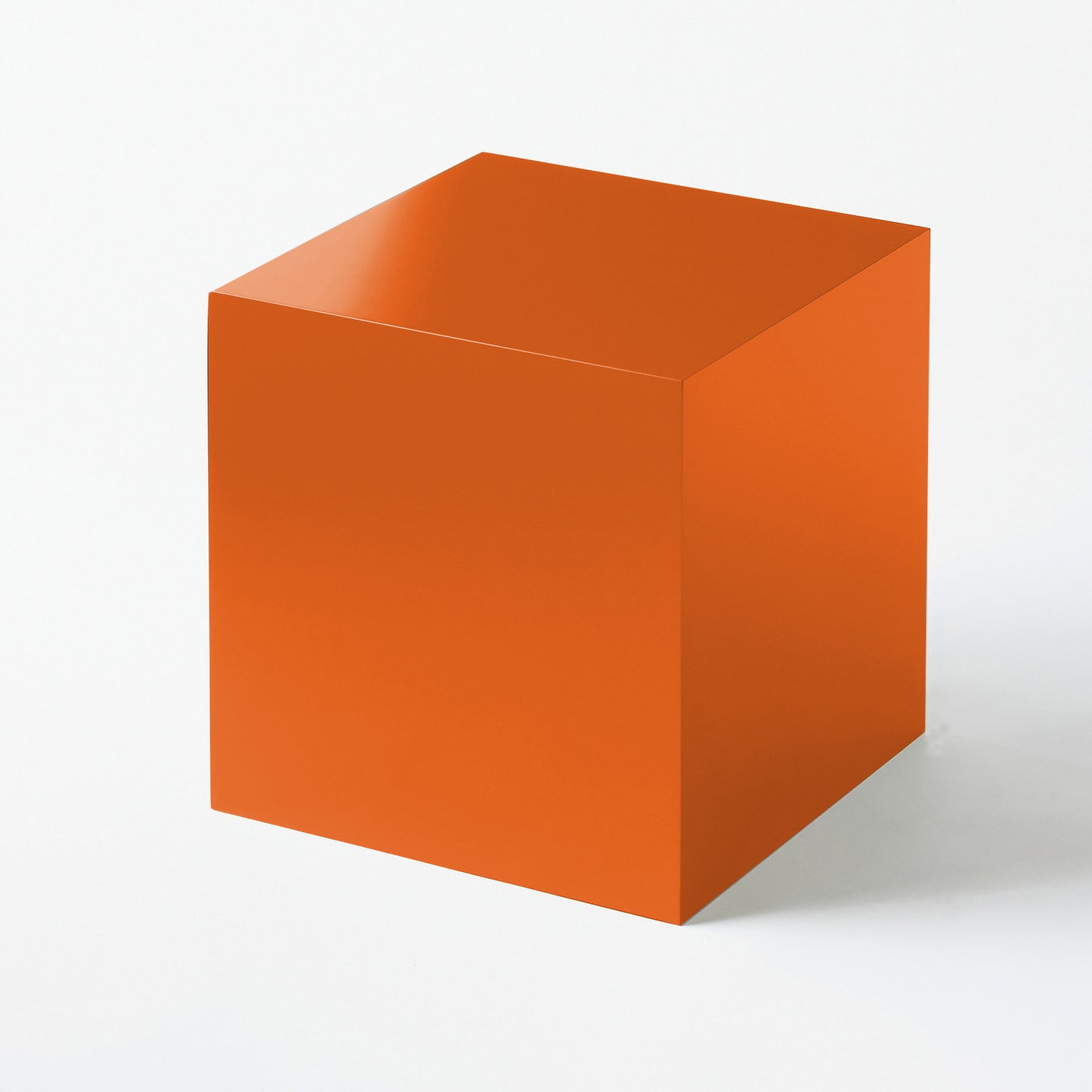 N. 04 Cube - Hauteur 40 cm - Bois laqué