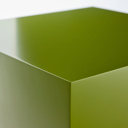 N° 04 Cube - Hauteur 40 cm - Bois laqué satiné