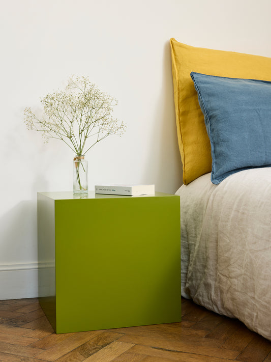 N° 04  Cube - Hauteur 40 cm - Bois laqué satiné